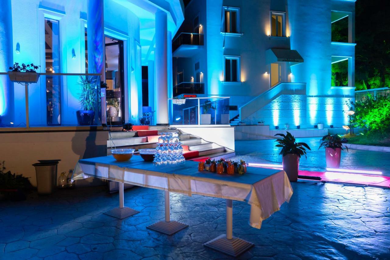 Le Palazzine Hotel วญอเรอ ภายนอก รูปภาพ